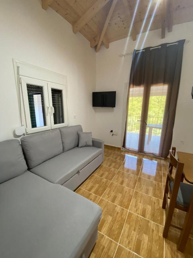 Babis Apartment Áyios Nikítas Kültér fotó